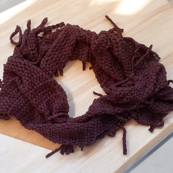 Burgundy Infinity Scarf - Picture 3 of 4